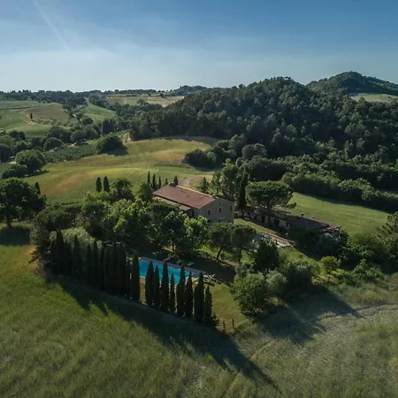 San Carlo Séjour à la ferme Pomarance