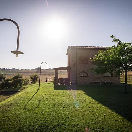 Farm stay Agriturismo San Carlo Pomarance